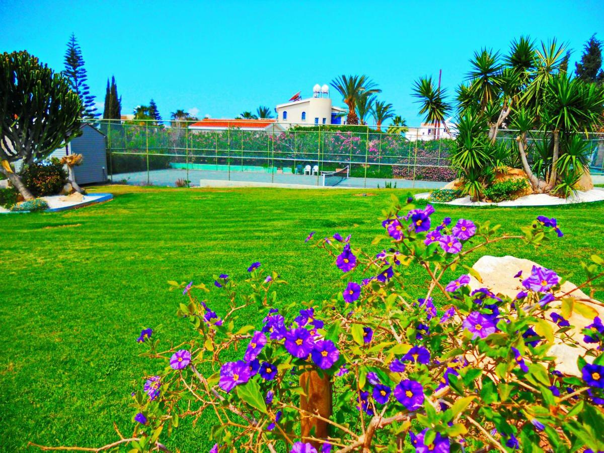 Coral Bay Suite Cyprus Exterior photo